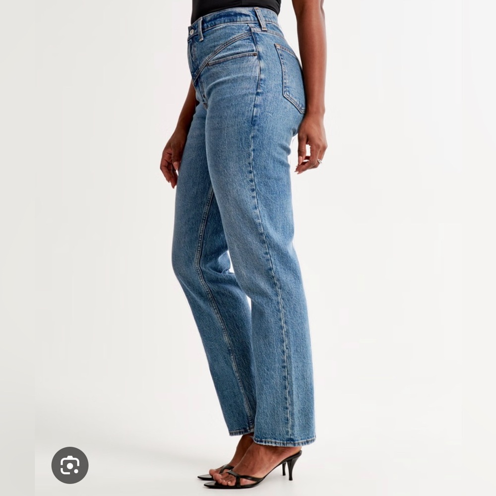 Abercrombie Curve Love The 90’s Straight Ultra High Rise